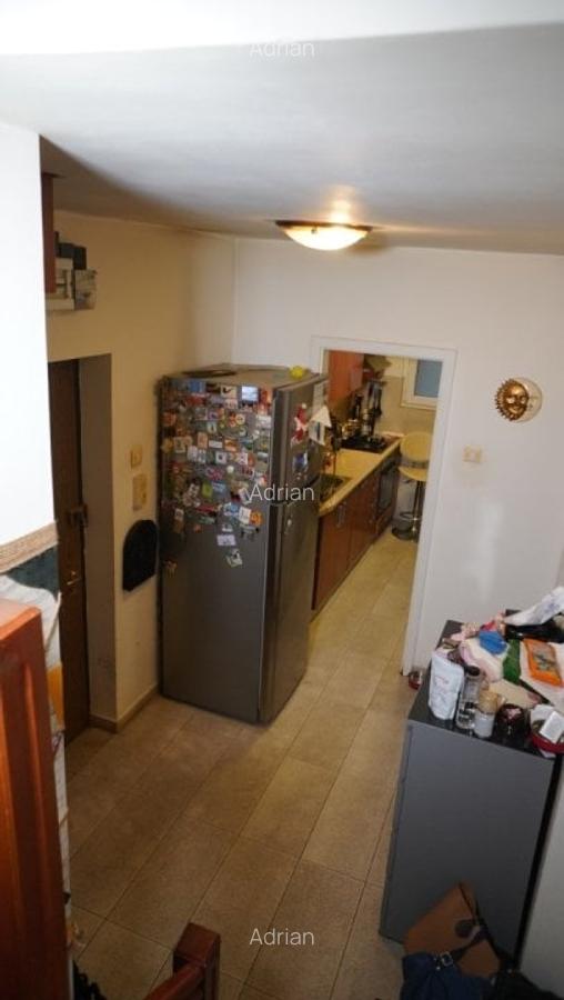 Apartament cu 7 camere decomandat, mobilat în Titan - 20