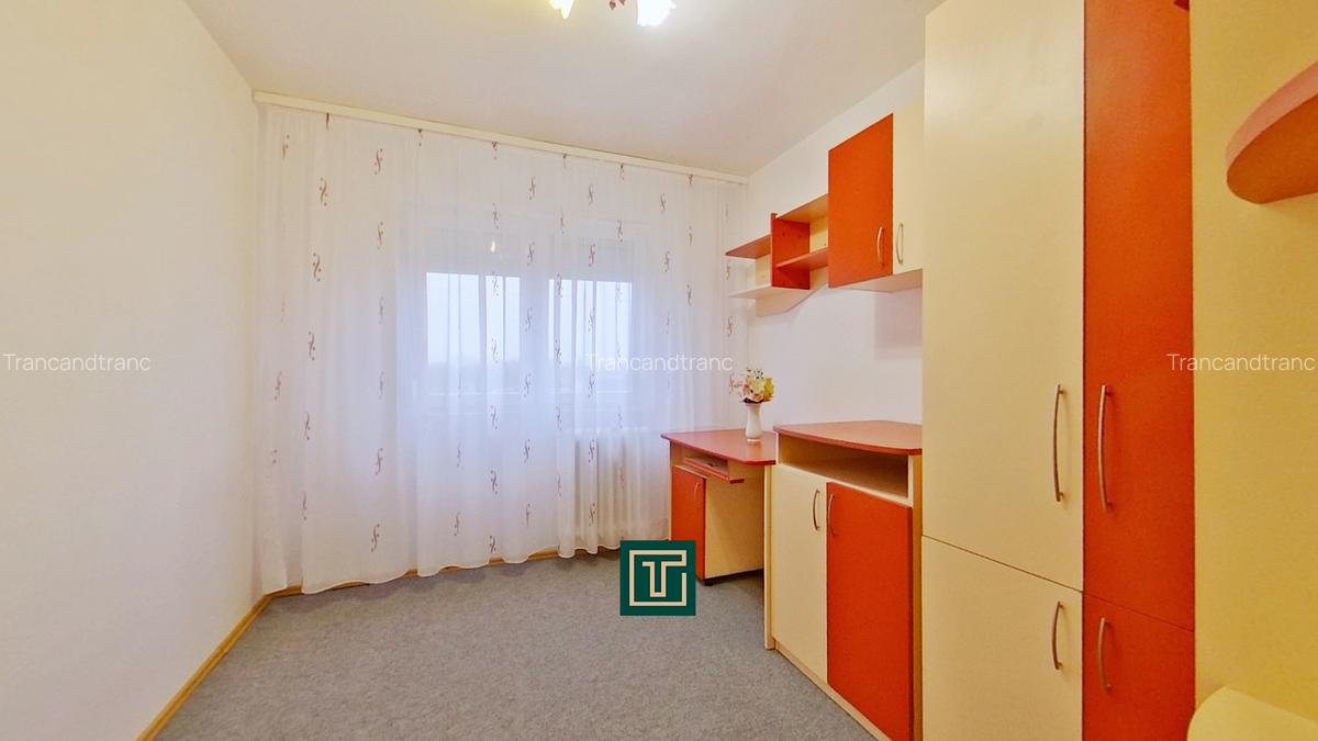 Apartament cu 3 camere de vânzare în cartierul Aurel Vlaicu, Arad - 6