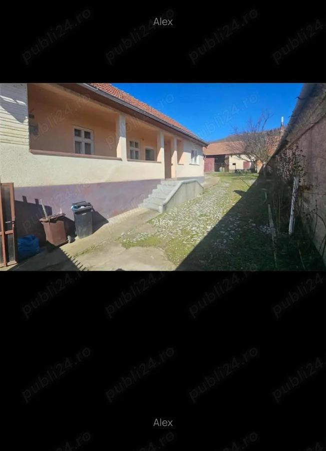 Casa de vanzare in Bucerdea Vinoasa cu teren de 2084 mp - 2