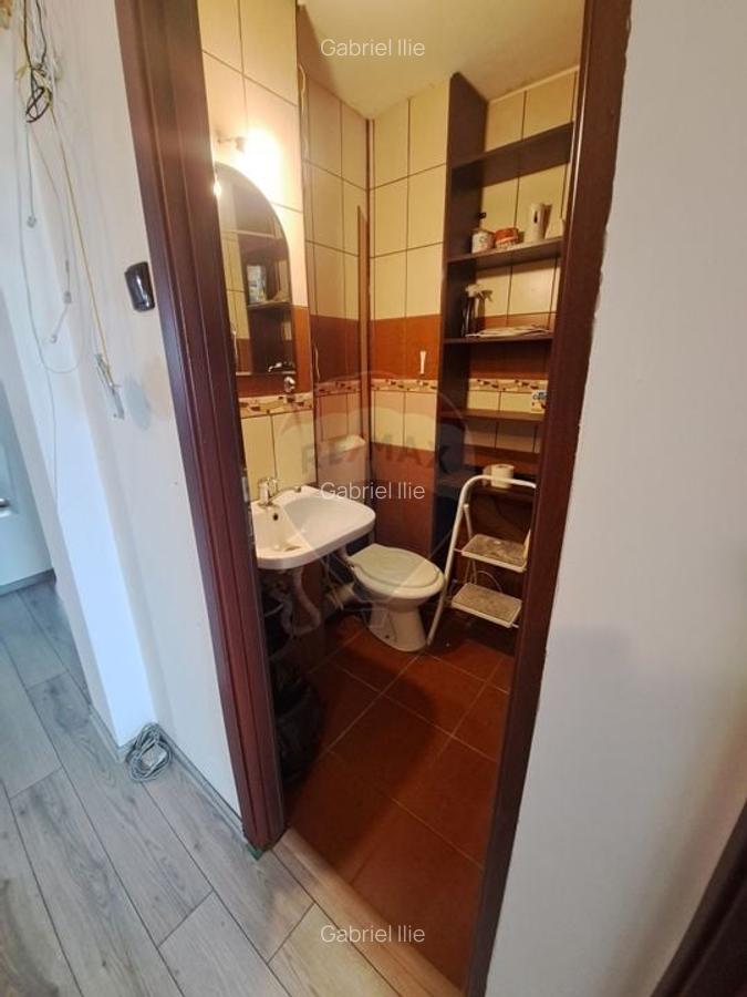 3 camere de inchiriat, zona Spitalul Judetean - 5