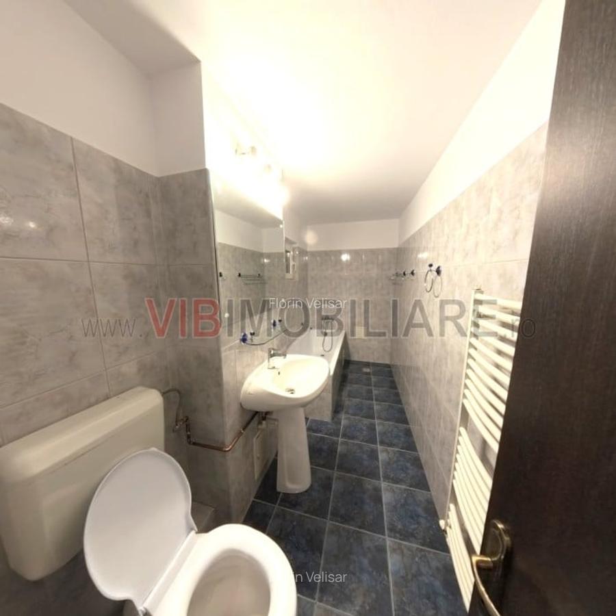 Unirii - Duplex destinat Birouri/Firme, 4 Camere, Instalatie electrica profesion - 12 Unirii - Duplex destinat Birouri/Firme, 4 Camere, Instalatie electrica profesion - 12