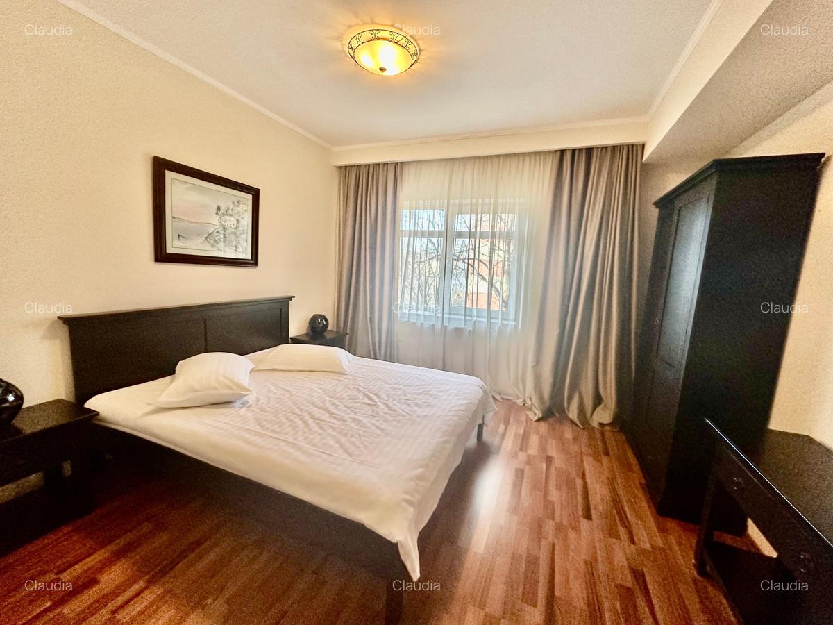 Apartament cu 3 camere decomandat în Herăstrău - 13