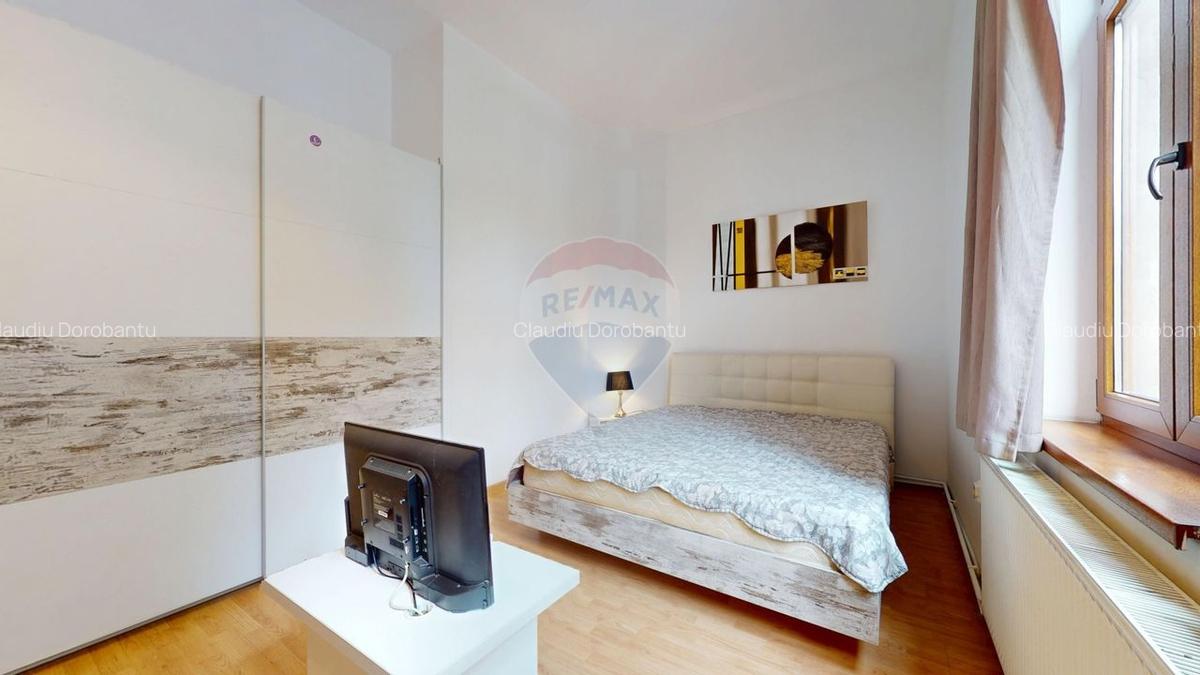 Apartament cu 3 camere decomandat, mobilat în Centrul Istoric - 2