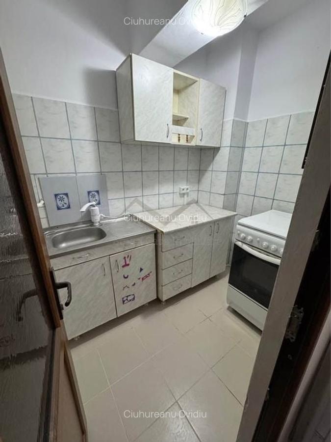 Garsoniera Baza3 etajul 3 din 4 - 7