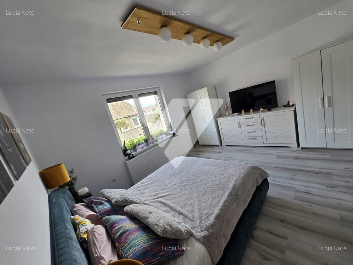 Casa individuala renovata 2 camere mobilata in Cisnadie Sibiu - 5 Casa individuala renovata 2 camere mobilata in Cisnadie Sibiu - 5