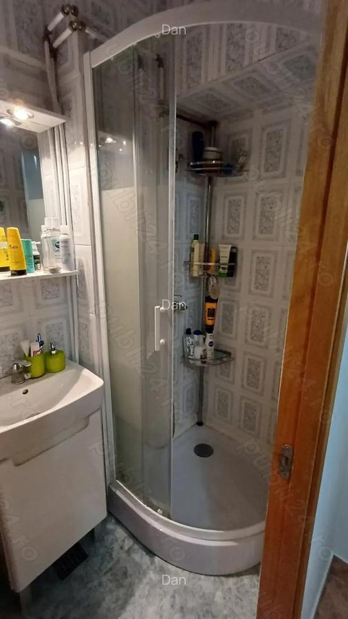 Ap 3 camere, Calea Bucuresti intersectie cu Horia, et 4din 10, centrala termica, tripane, 80mp - 4