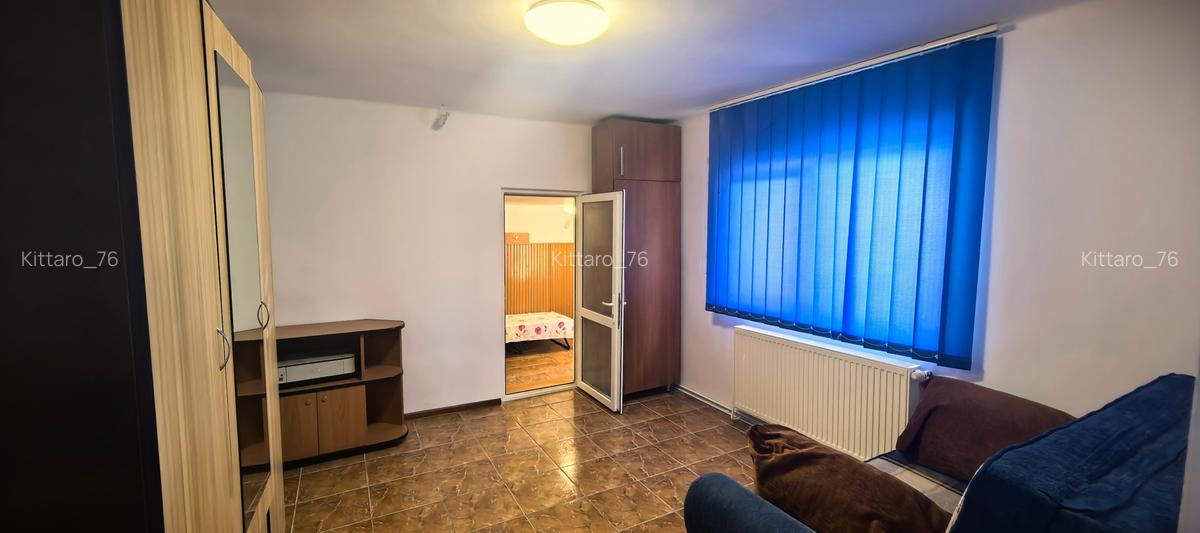 Casa Breaza , situata in zona de deal ,in mijlocul naturii ,spectacol de lumini - 11