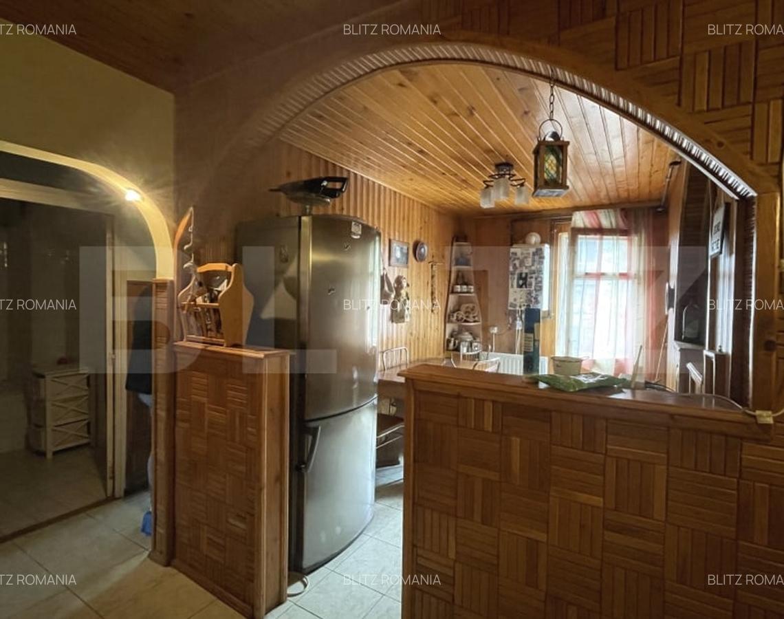 Apartament 3 camere decomandat, 65,5 mp, etaj 2/4,  zona Unirii - 2