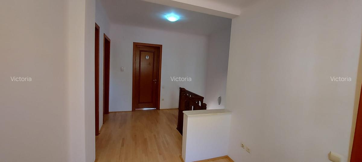 P-ta Alba iulia -strada cu Magnolii,5 camere,renovata,libera,vila eleganta - 30