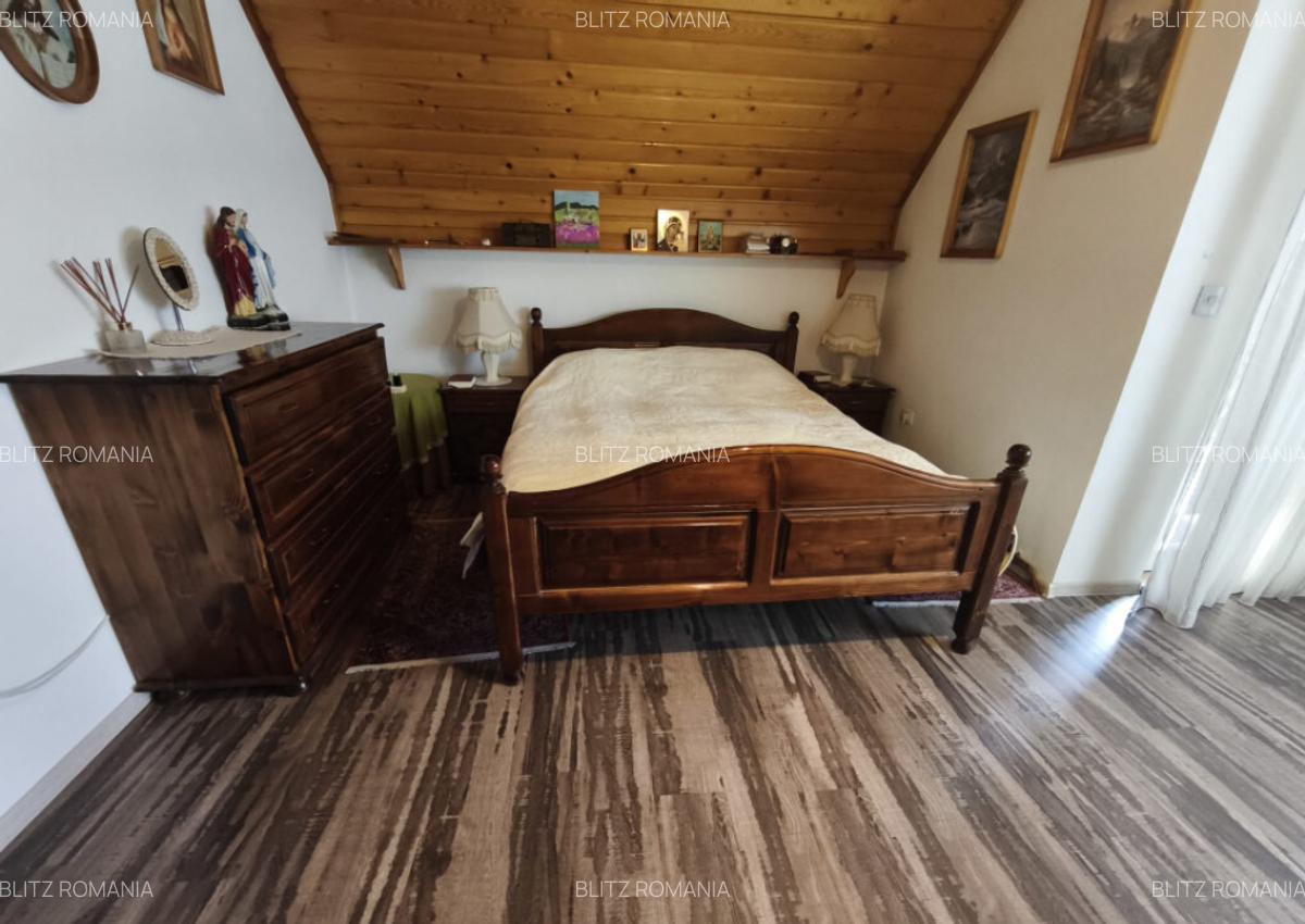 Casa 5 camere, zona ultracentrala, 1500mp teren, Radauti - 17
