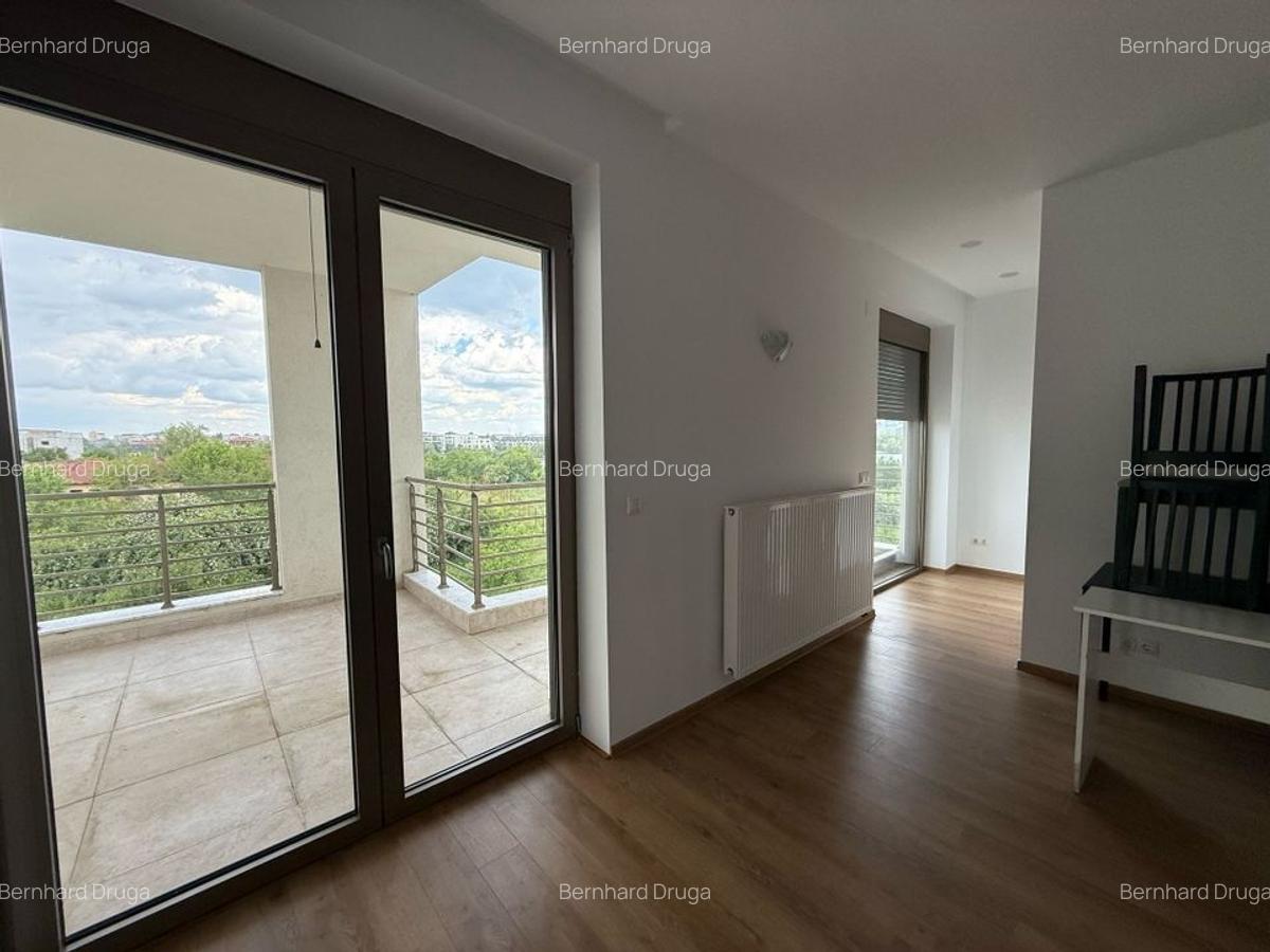 VILA I VEDERE CATRE LAC I GREEN LAKE - 7