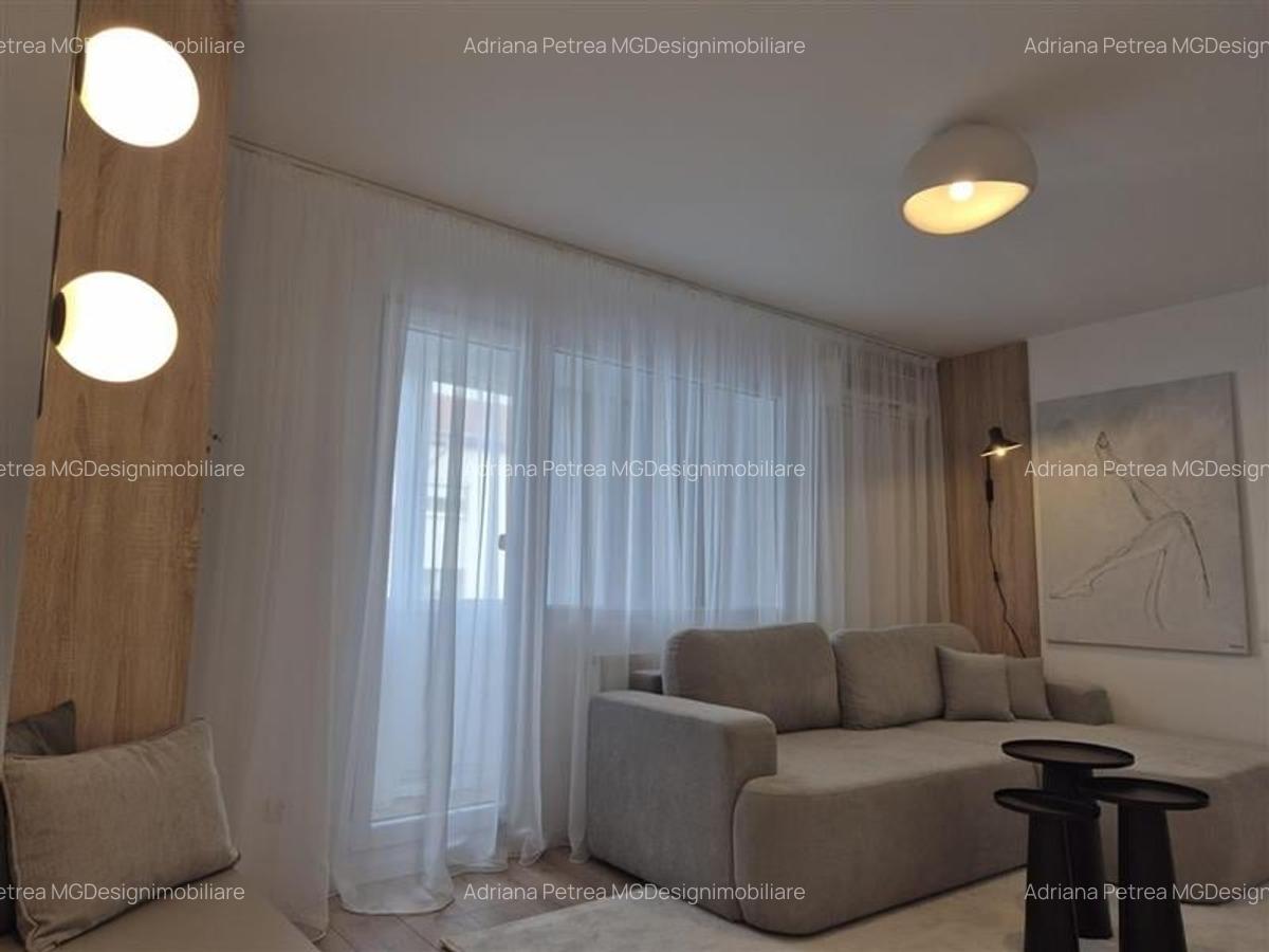 Apartament cu 3 camere semidecomandat, mobilat în Circumvalațiunii - 23