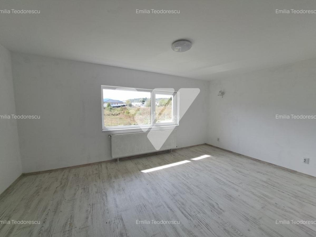 Casa ideala in Cisnadie: spatiu confort si liniste Grabiti-va acum! - 3