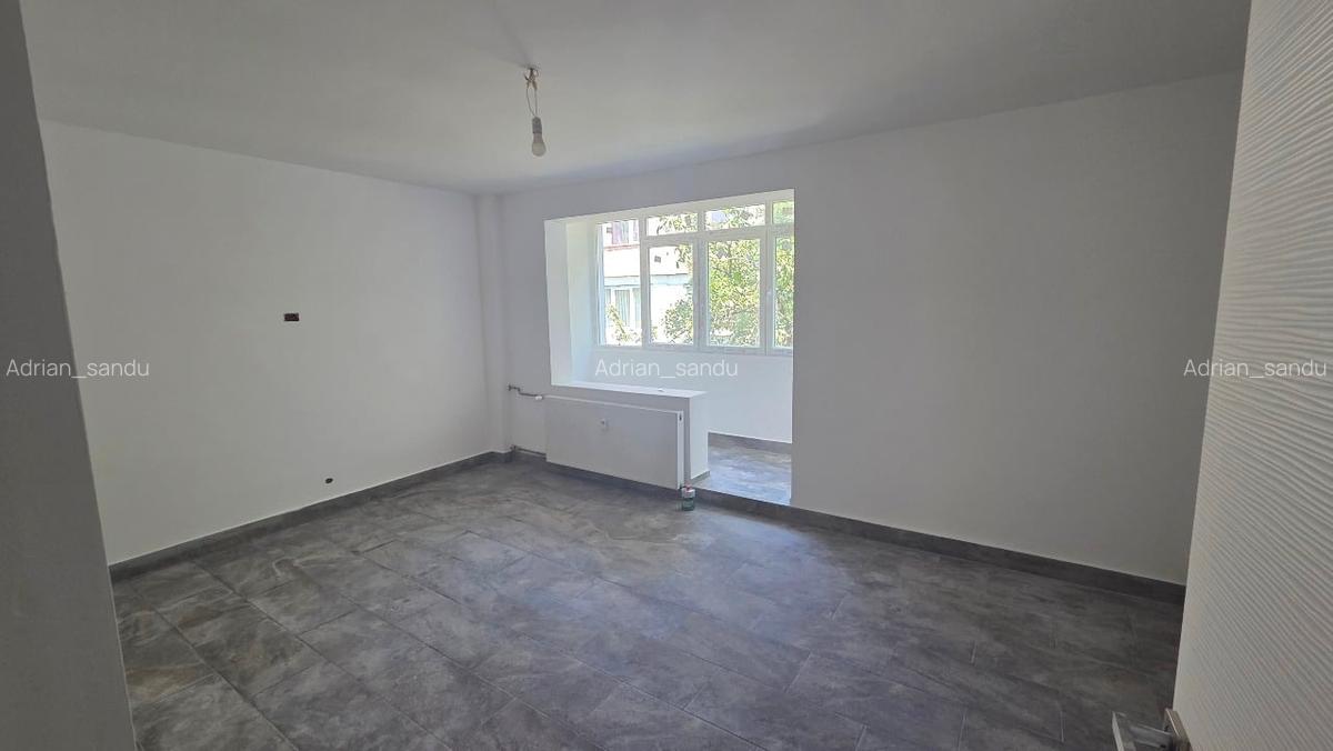Apartament cu 4 camere decomandat în Militari - 14