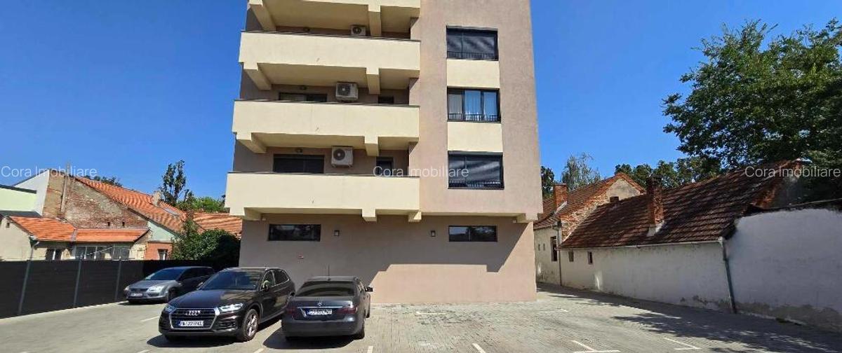 Apartament 2 camere de inchiriat, str. Parcul Petofi - 18