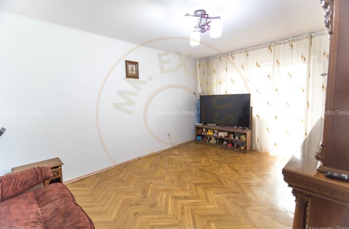 Apartament 4 camere - Nord - Impecabil - foarte spatios 86,47 MP - 2