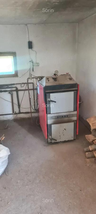 Vand casa in comuna Copaceni, sat Ulmetu, jud Valcea - 10