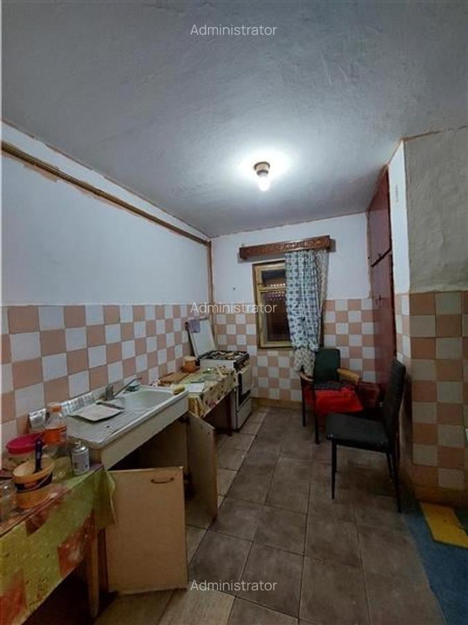 Apartament decomandat, parter, Podgoria - 3