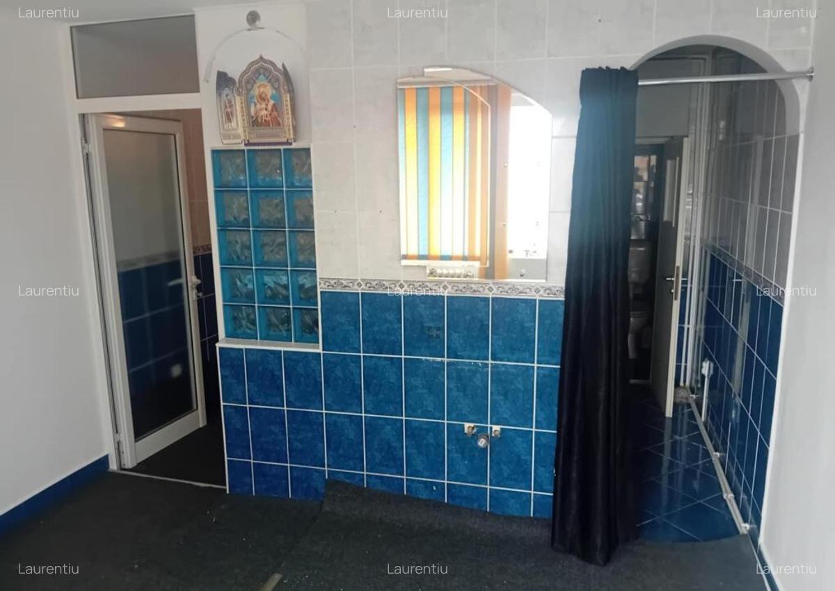 Garsoniera 30mp parter ultracentrala semirenovata - 2 Garsoniera 30mp parter ultracentrala semirenovata - 2