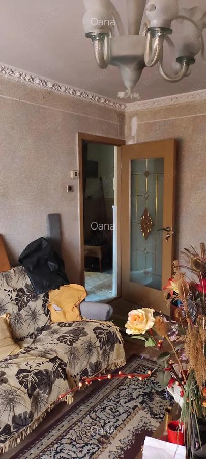 Vand Apartament 3 Camere Micro 6 - 9