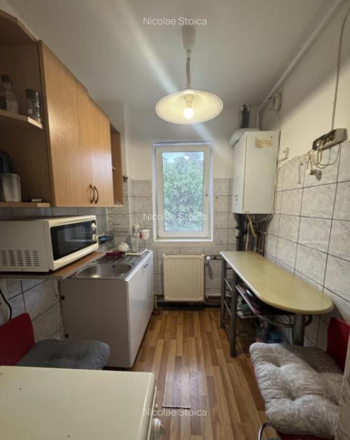 Apartament 3 camere etajul 2 - 2
