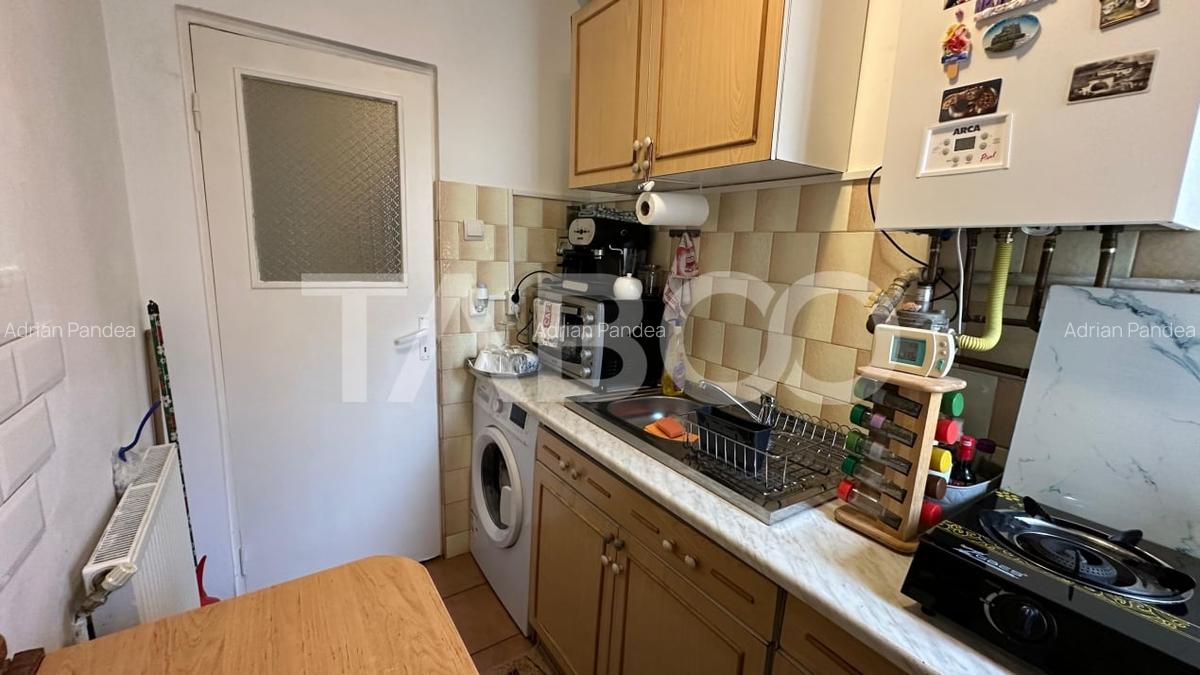 Apartament  2 camere  etaj intermediar zona Mihai Viteazul Sibiu - 5