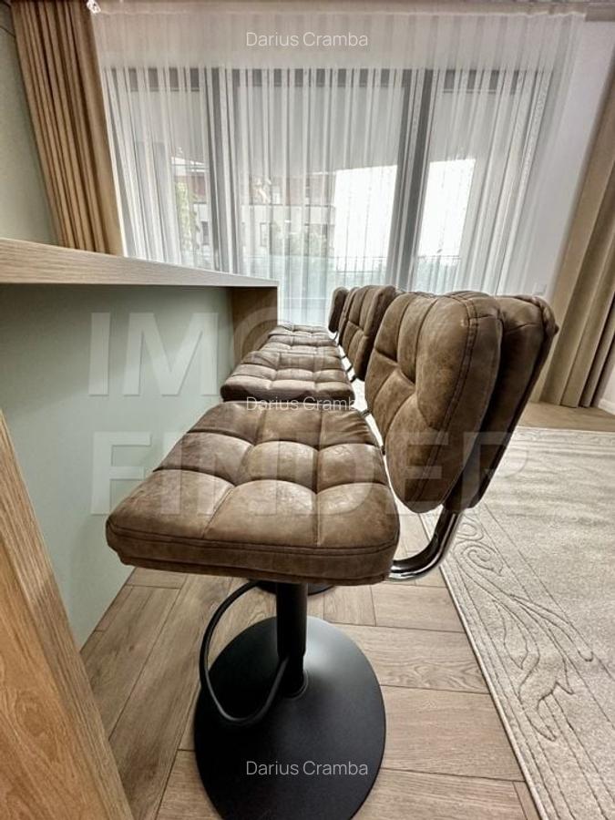 Prima închiriere - 3 camere cu 2 locuri de parcare subterană |Apartament de lux - 7