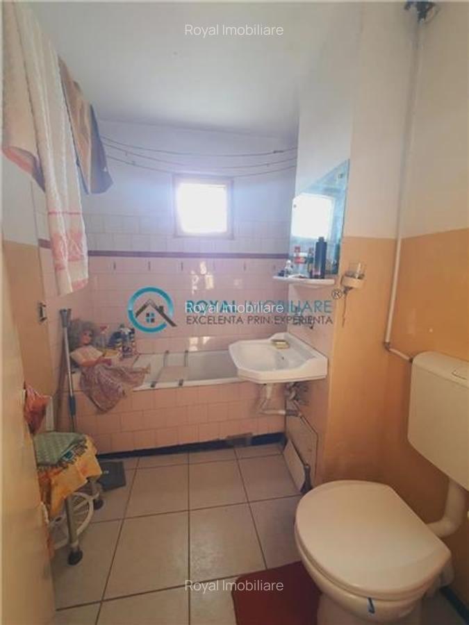 Royal Imobiliare - Vanzare apartament 3 camere zona Republicii scoala 14 - 9