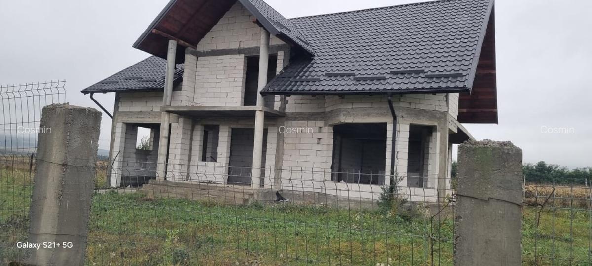 Casă spațioasă cu grădină generoasă de 12 ari – ideală pentru familie! - 4