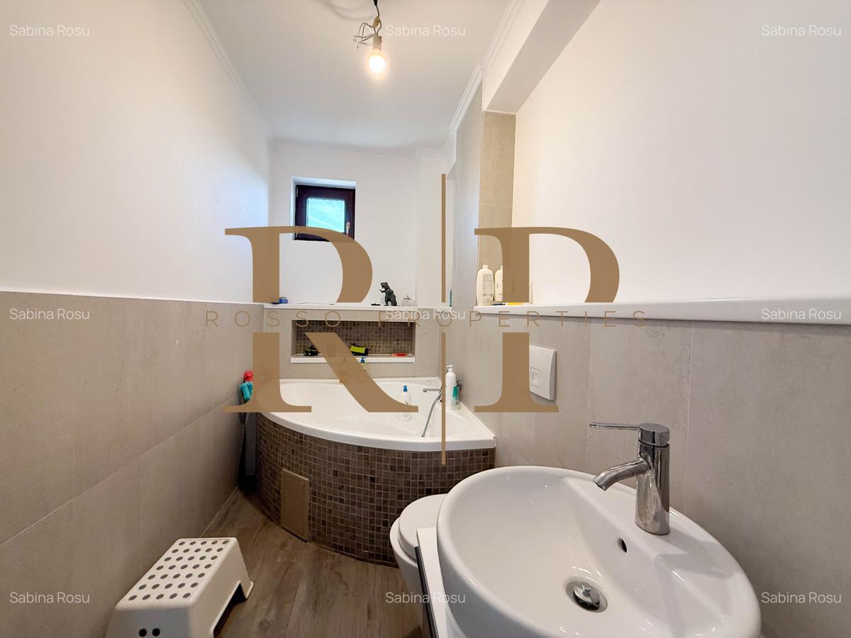 Vila Superba cu deschidere la Lac *Petrachioaia* - 34