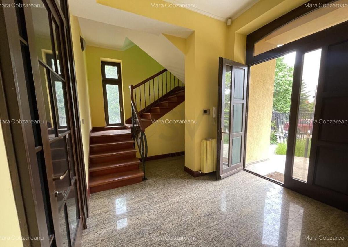 Vila Individuala Sisesti 10 Camere I Pretabil comercial - 2