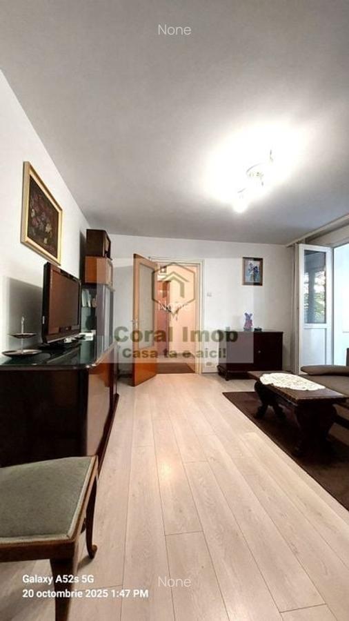 Inchiriere 3 camere, et 1, la 2 minute de metrou Obor - 10