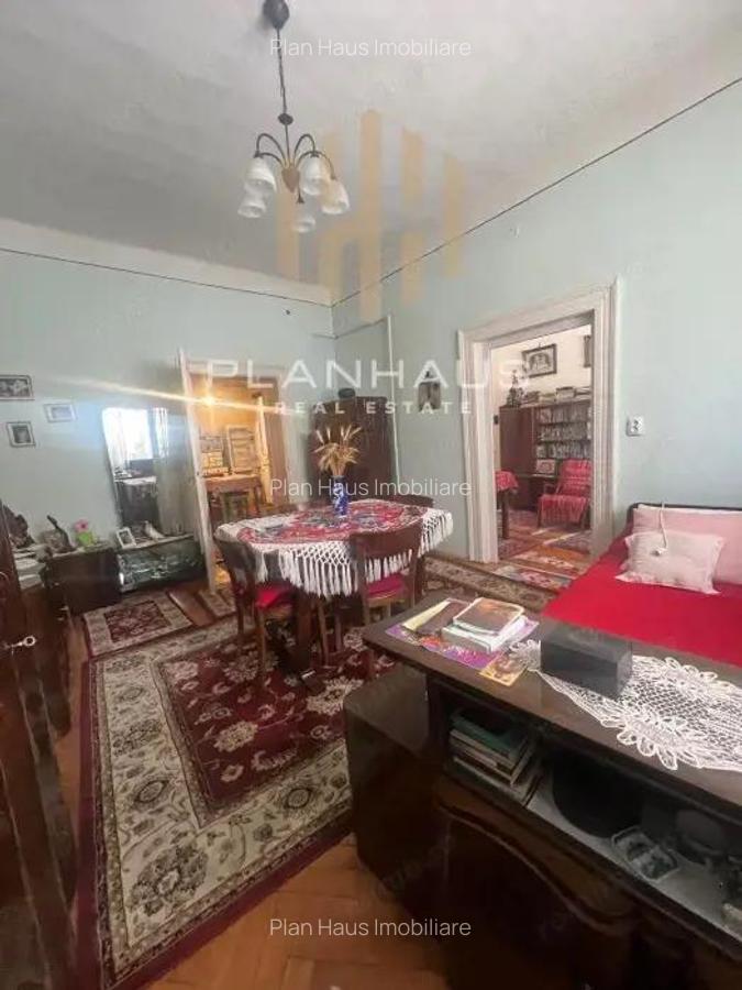 Apartament la casa ,3 camere , Centrul istoric Piata Pacii - 2