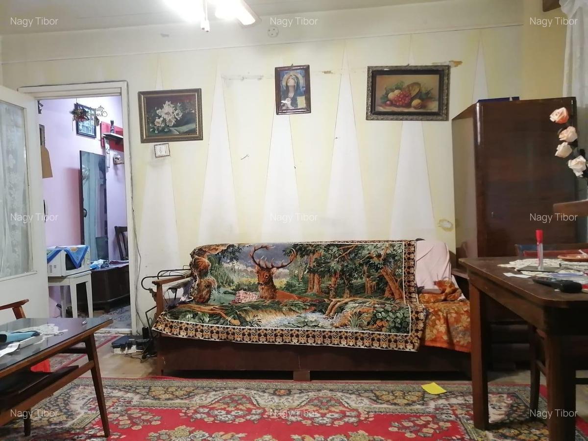 De vanzare apartament cu 2 camere, la 350 metri de Iulius Mall, etaj 1 - 3