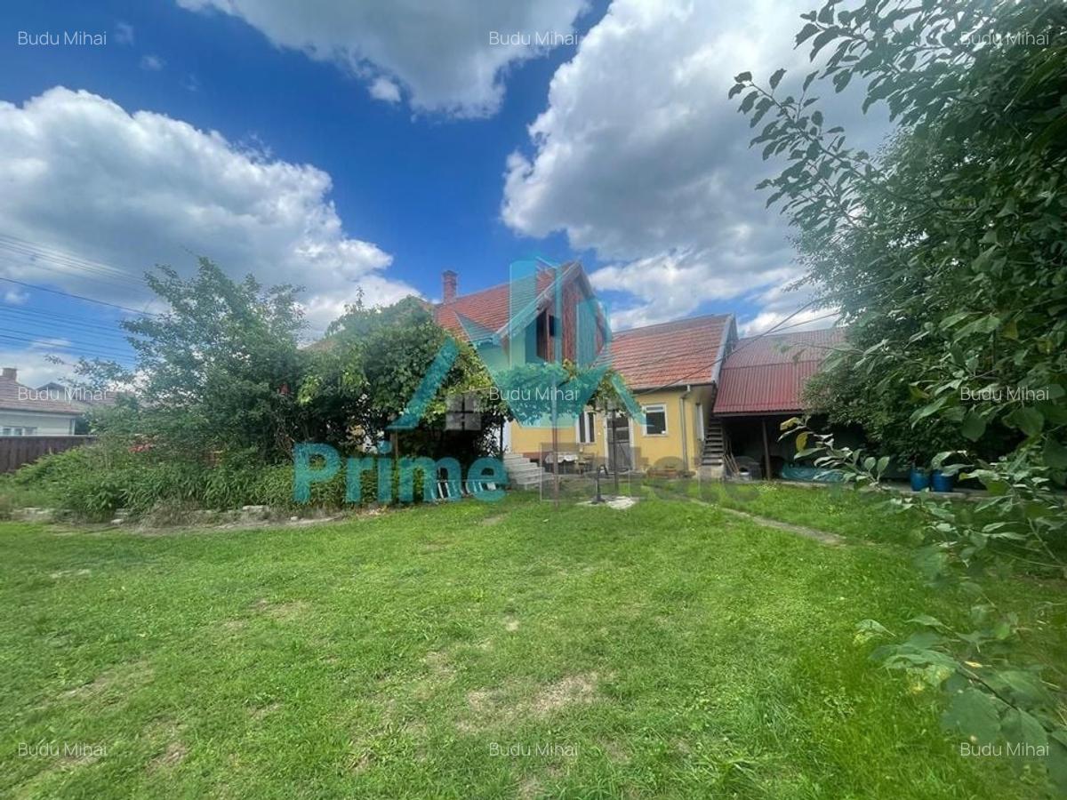 Casa cu teren de 4800 mp in Gilau - 1