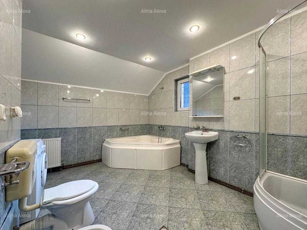 Apartament cu 3 camere decomandat în Central - 8