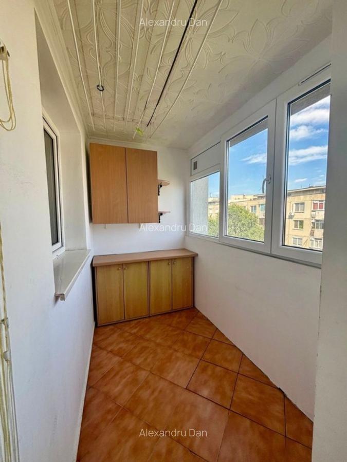 Apartament cu 3 camere semidecomandat în Crângași - 4