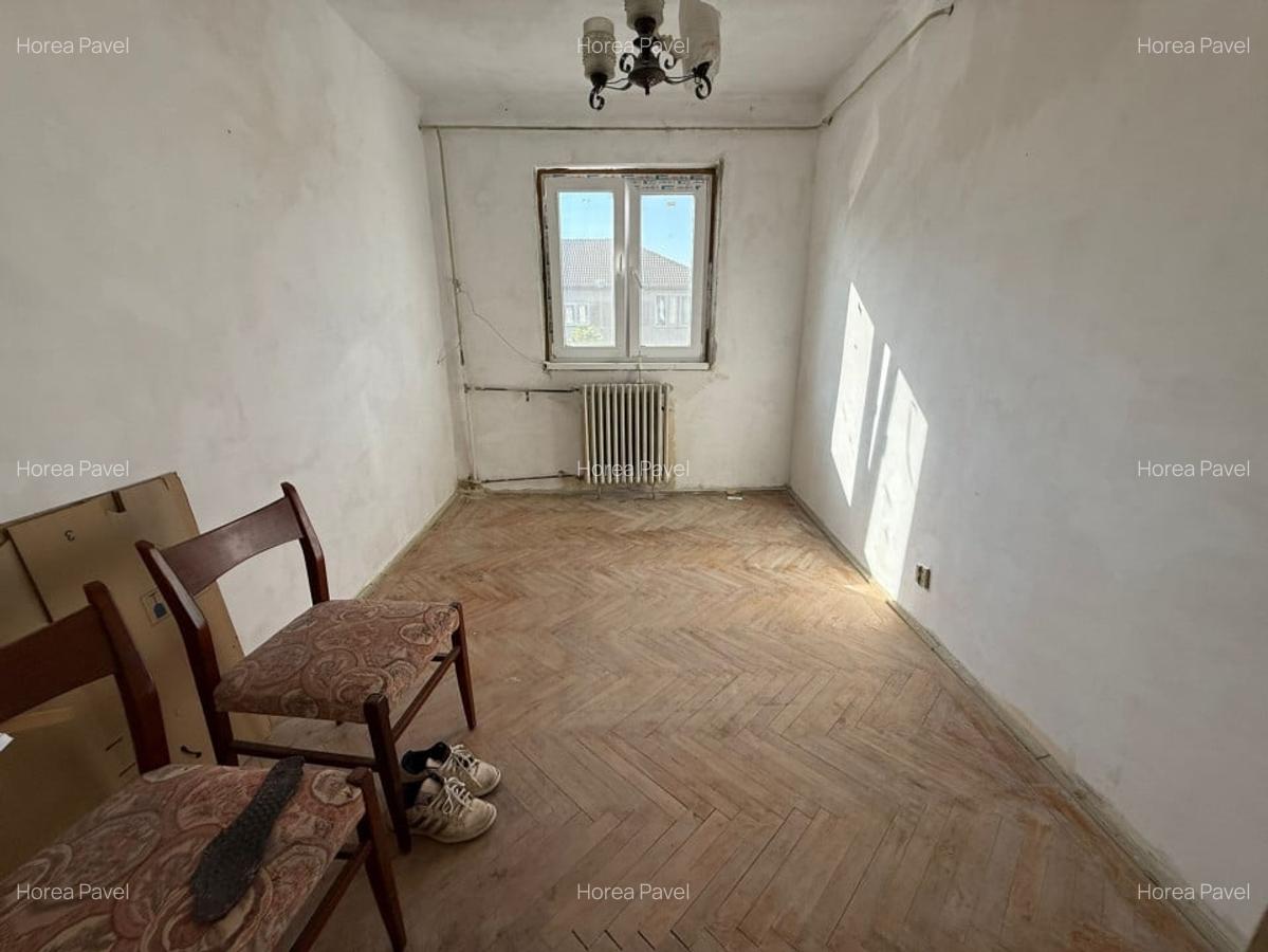 Apartament cu 3 camere semidecomandat în Dacia - 3