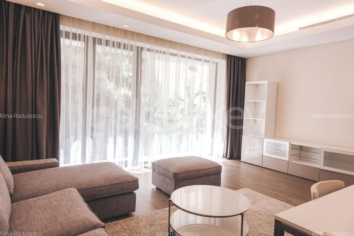 Apartament cu 3 camere semidecomandat în Primăverii - 2