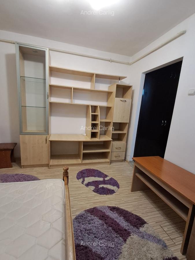 Garsoniera Alexandru cel Bun, Posta - 3