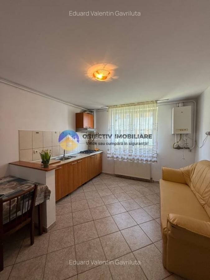 Apartament 2 camere- Str. Progresului/ Etaj 2 - 5