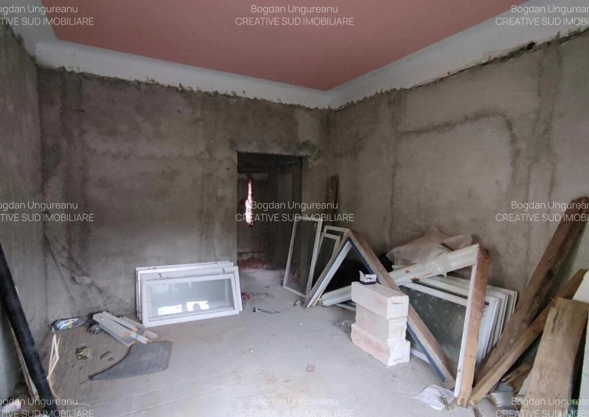 Sinaia / Peles - Vila D+P+M - 10 Camere - 260 mp utili - 700 mp teren - 7