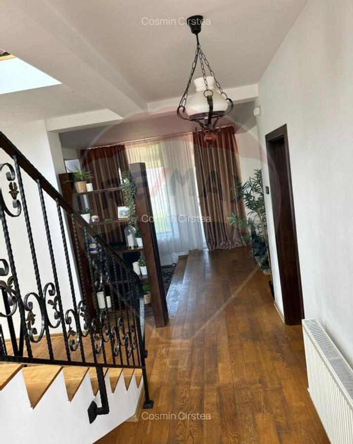 DE VANZARE Casa / Vila cu 4 camere Berceni - 14