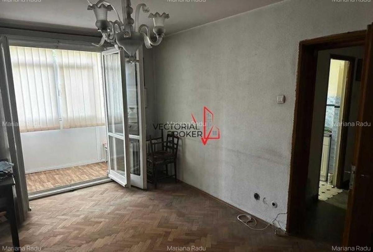 Apartament 2 camere, 50mp, p/4, fara imbunatiri, Titan Potcoava - 2