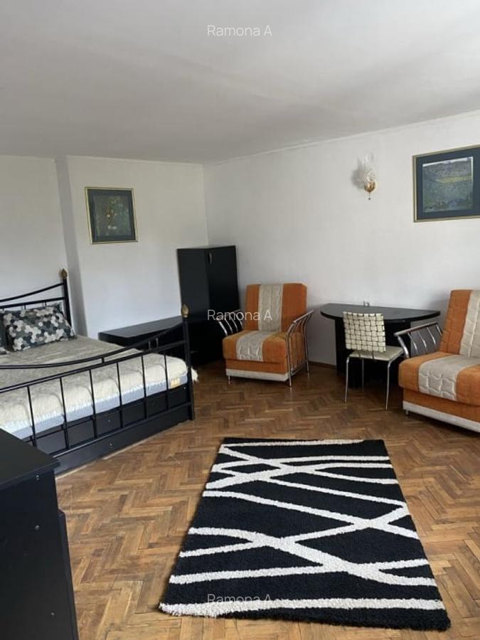 Apartament cu 2 camere nedecomandat, mobilat în Centrul Istoric - 2