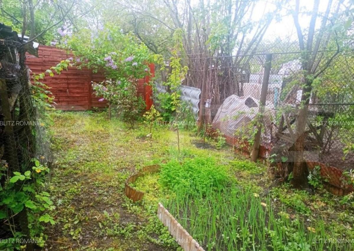 Apartament 3 camere decomandat, in vila, cu terten si intrar - 13