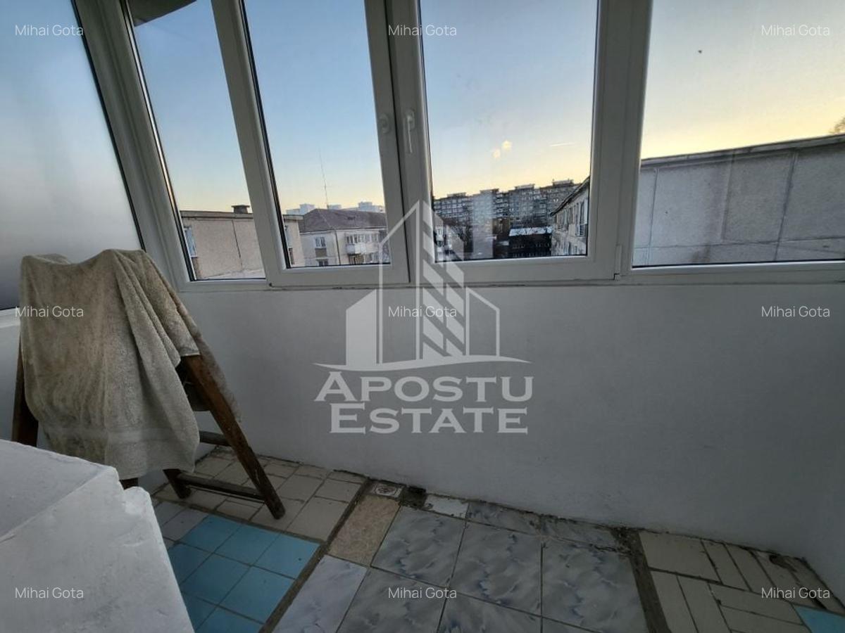 Apartament cu 3 camere, centrala proprie, zona Dacia - 9