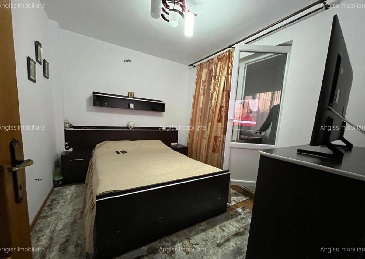 APARTAMENT 3 CAMERE -BISERICA CU CEAS - 5