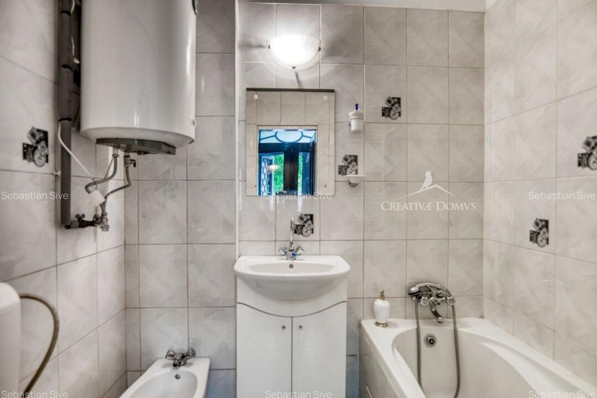 Vila cu 7 camere, 186 mp utili - Piata Muncii - 13