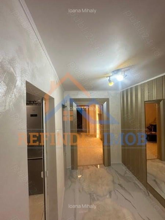 Apartament 3 camere de vanzare zona 1 Decembrie 1918 - 9